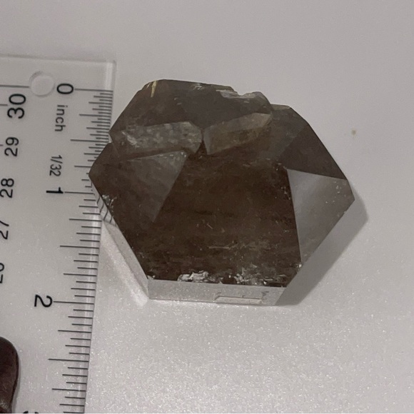 ❤️HP❤️ Gold Rutile in Quartz hand carved tower - Picture 11 of 17